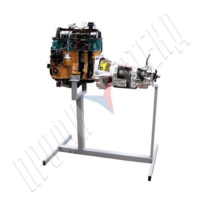 Двигатель ВАЗ 2101 - 07 с навесным оборудованием в сборе со сцеплением и коробкой передач (агрегаты в разрезе)