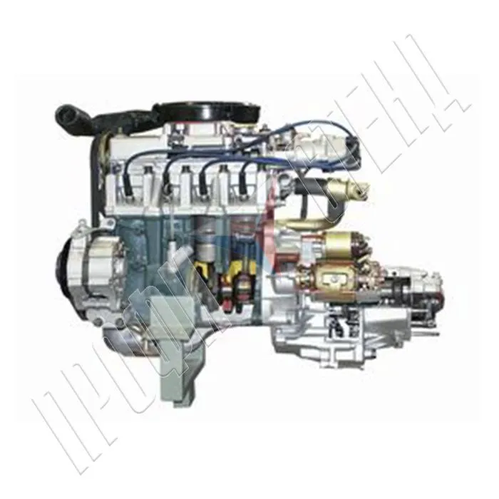 Двигатель переднеприводного автомобиля с навесным оборудованием в сборе со сцеплением и коробкой передач (агрегаты в разрезе)