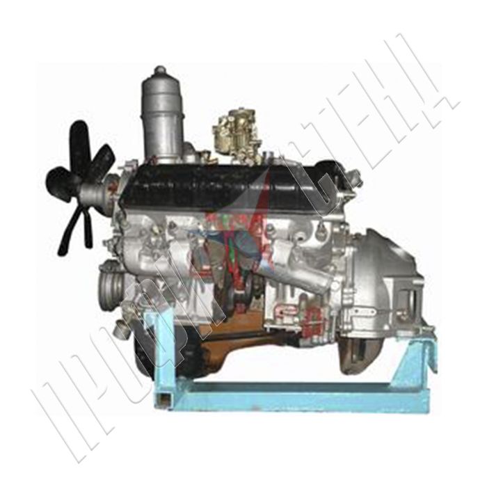 Двигатель грузового автомобиля ГАЗ 51 - 53 с навесным оборудованием (агрегаты в разрезе)
